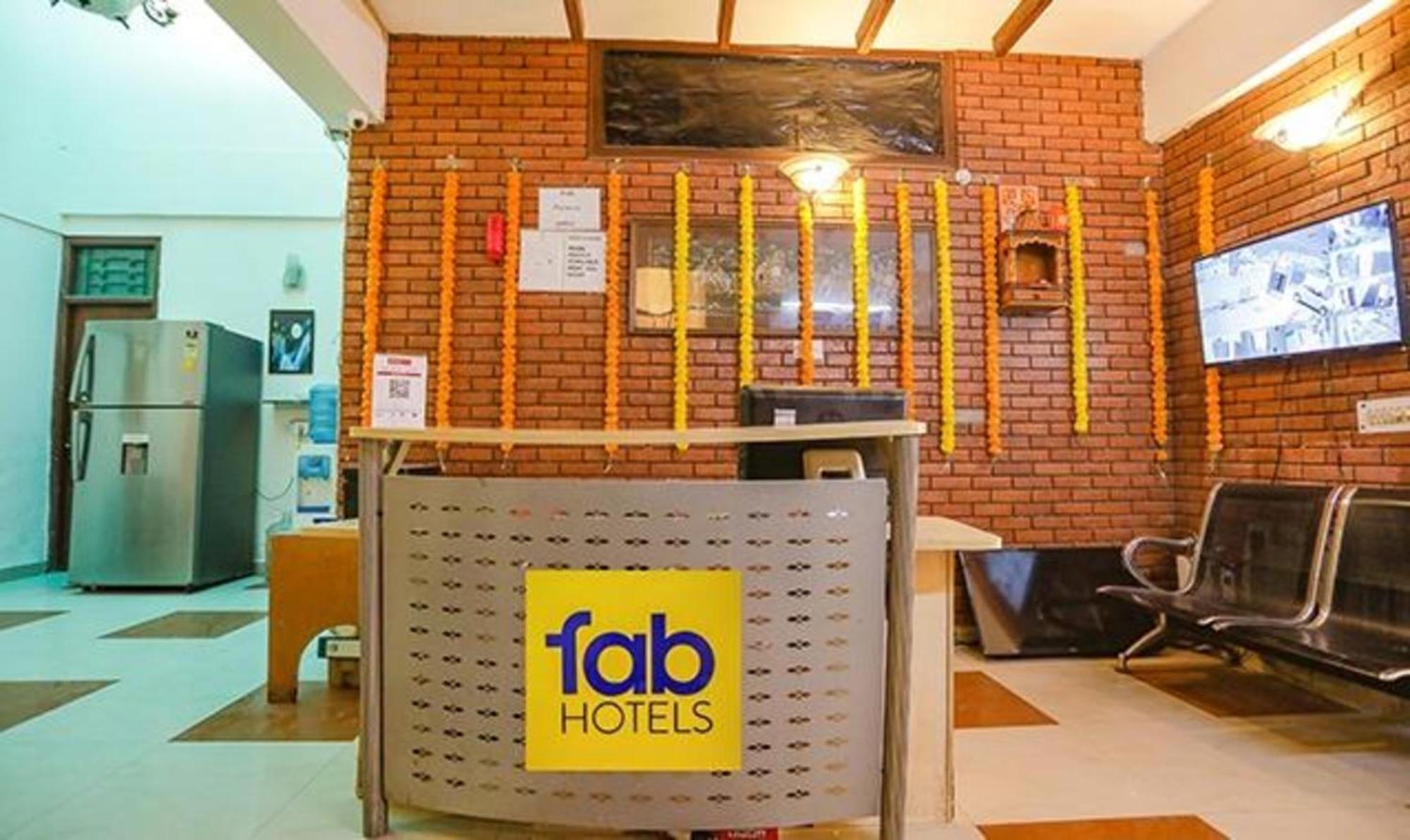 诺伊达 Fabexpress Ap International酒店 外观 照片